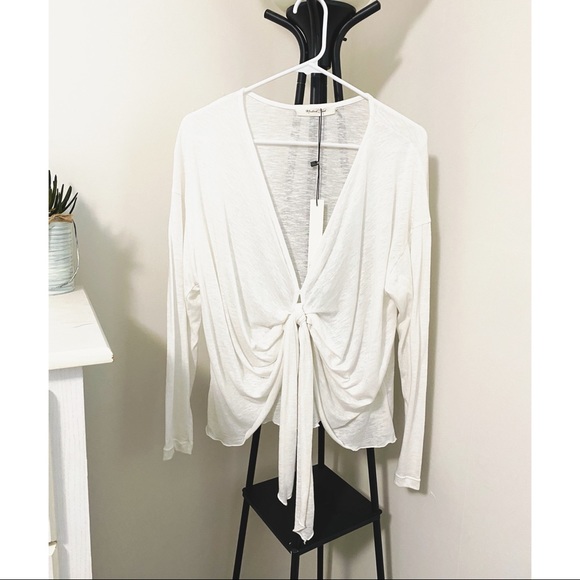 Mustard Seed Tops - Adorable White Top!
